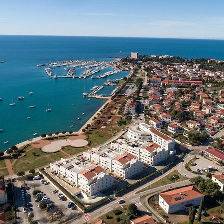 Humagum Sea View Apartment - Garden Palace Umag Dış mekan fotoğraf