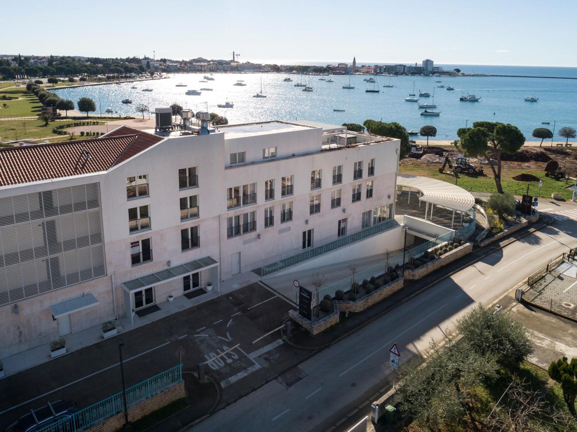 Humagum Sea View Apartment - Garden Palace Umag Dış mekan fotoğraf