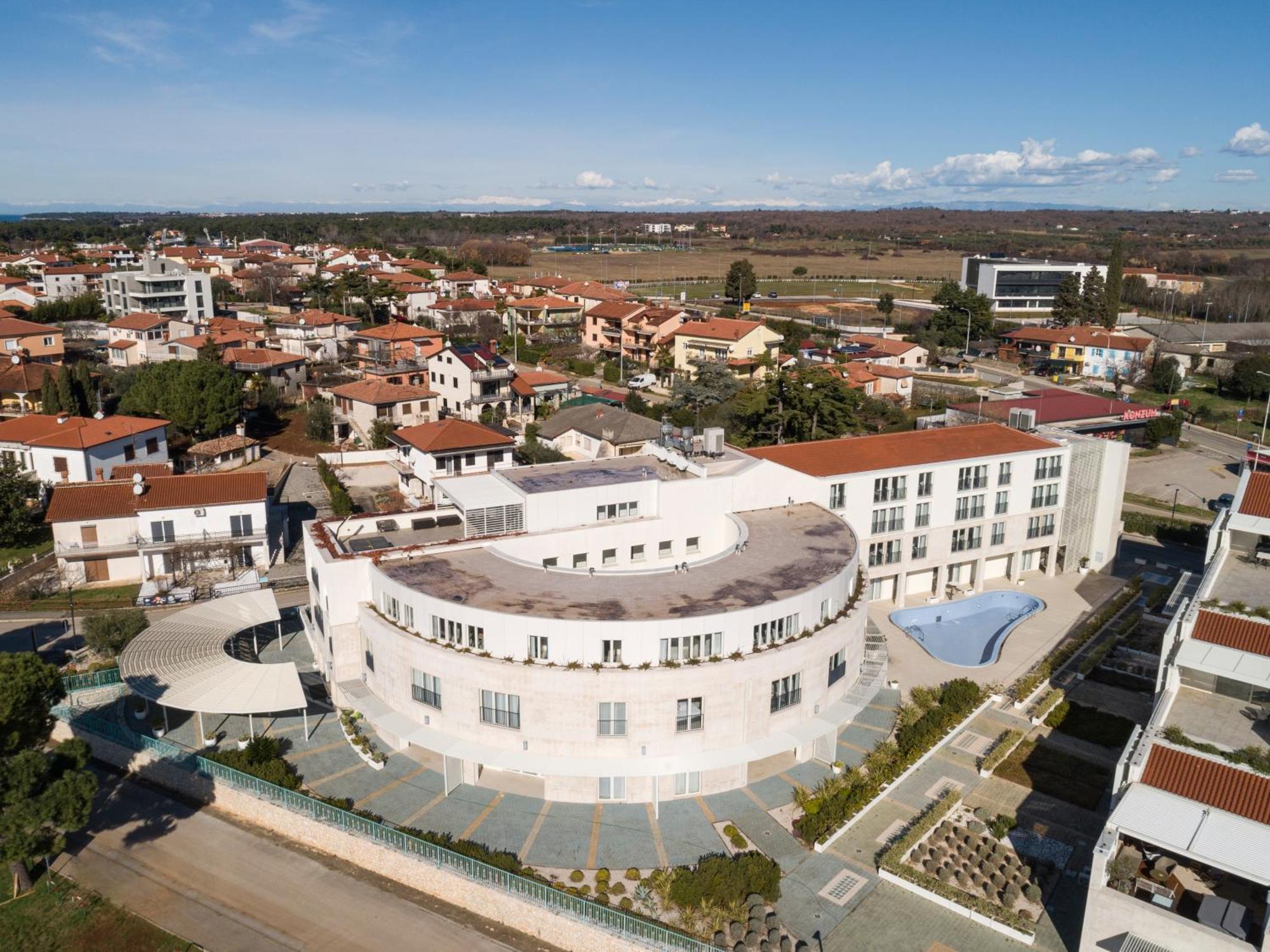 Humagum Sea View Apartment - Garden Palace Umag Dış mekan fotoğraf