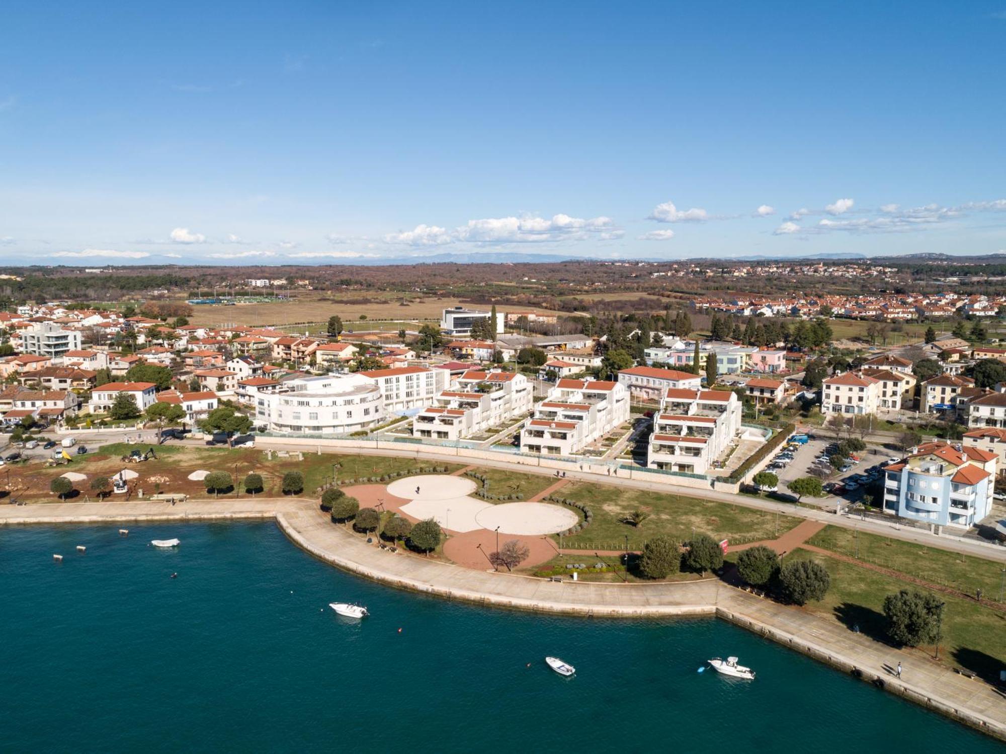 Humagum Sea View Apartment - Garden Palace Umag Dış mekan fotoğraf