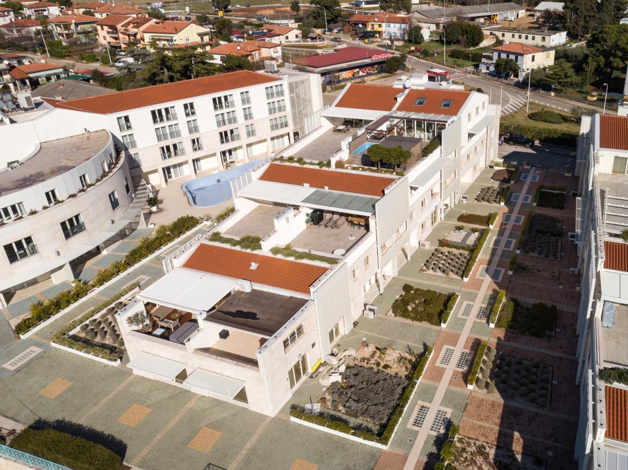 Humagum Sea View Apartment - Garden Palace Umag Dış mekan fotoğraf